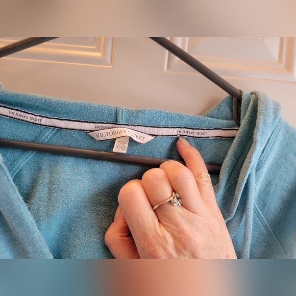 Victoria’s Secret pullover hoodie LOVE-teal - Picture 8 of 12
